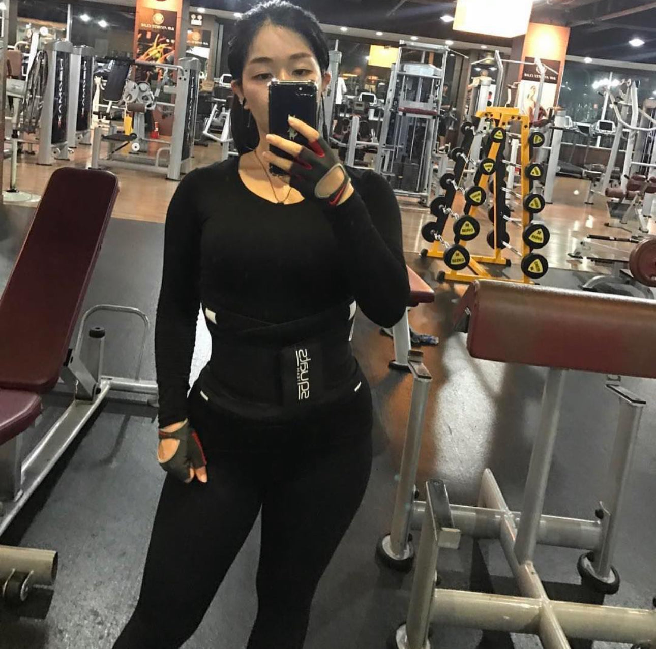 SQUATS TEAM – Women’s Waist Trainer Belt | Back Support, Postpartum Care & Thermal Neoprene Gym Belt.